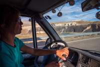 Delphine fährt von El Chalten bis zu unserem Übernachtungsplatz in der Pampa